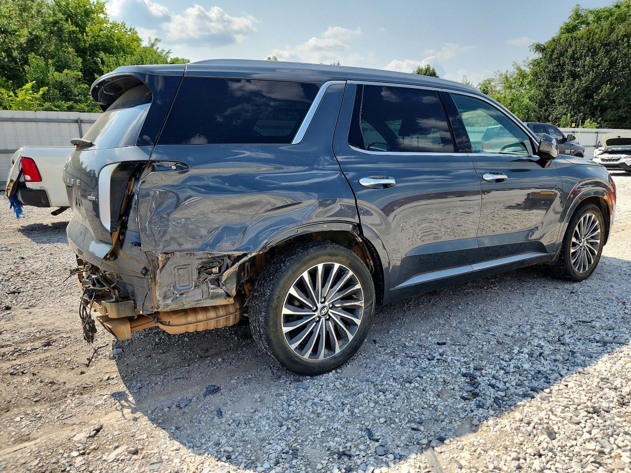 KM8R7DGE4PU639573 · 2023 HYUNDAI PALISADE · 3/13