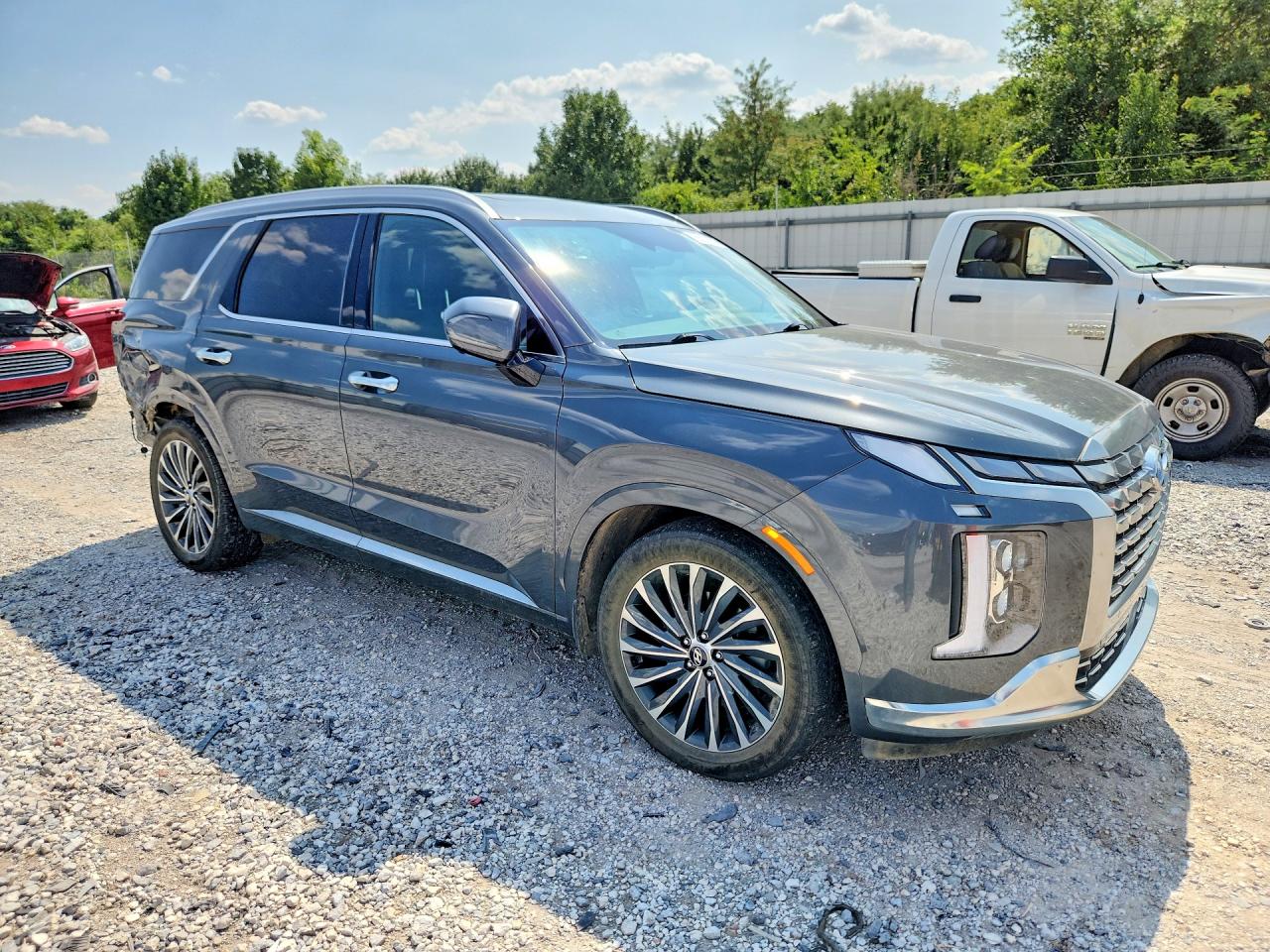 KM8R7DGE4PU639573 · 2023 HYUNDAI PALISADE · 4/13