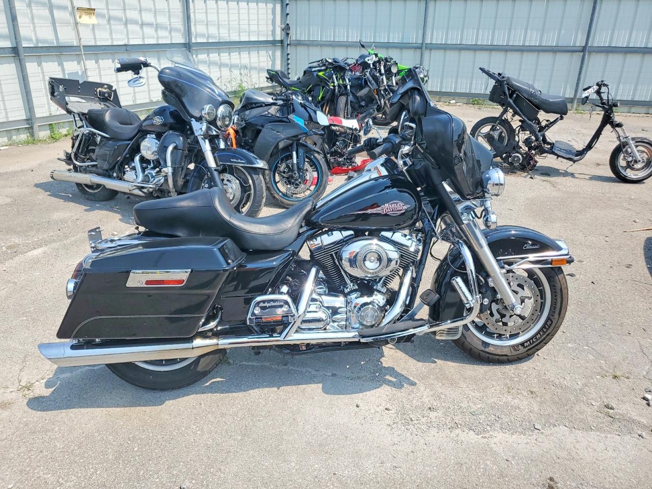 1HD1FF4178Y629033 · 2008 HARLEY-DAVIDSON FLHT