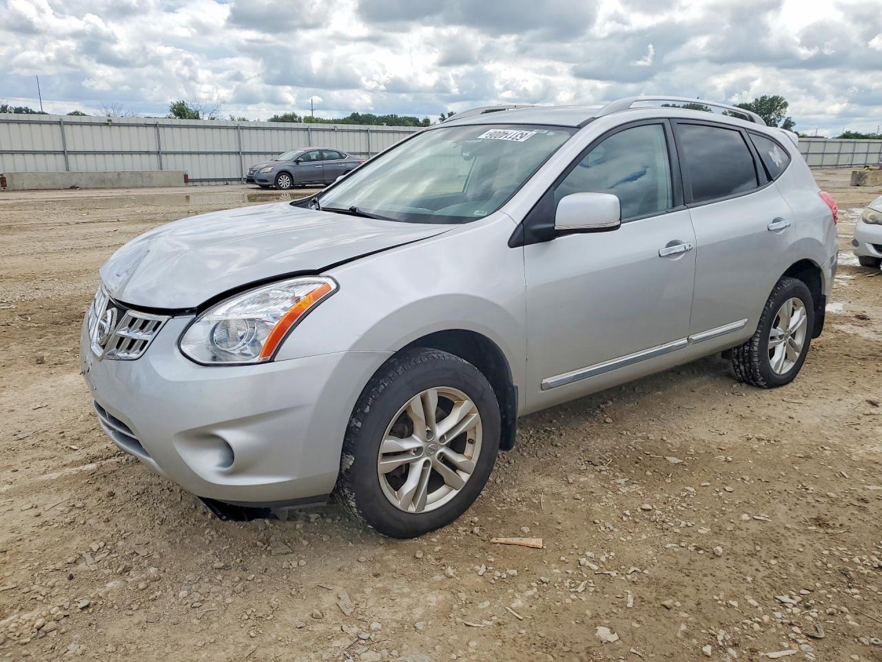 JN8AS5MV0DW103217 · 2013 NISSAN ROGUE
