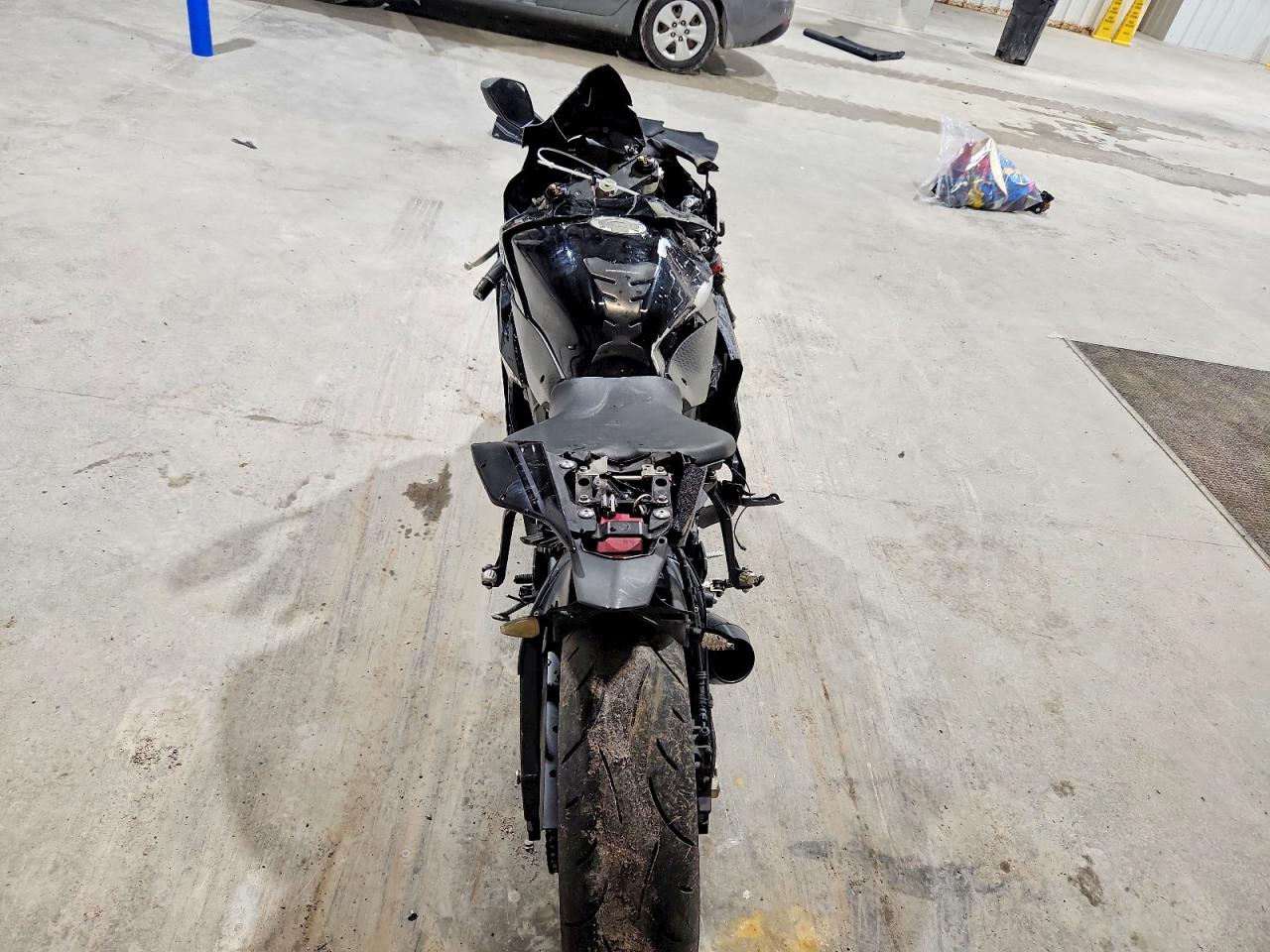 JYARJ28E5LA007696 · 2020 YAMAHA YZFR6 · 6/9