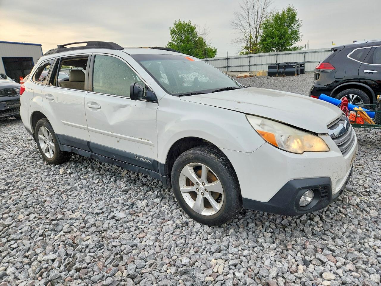 4S4BRCKC2D3224605 · 2013 SUBARU OUTBACK · 4/13