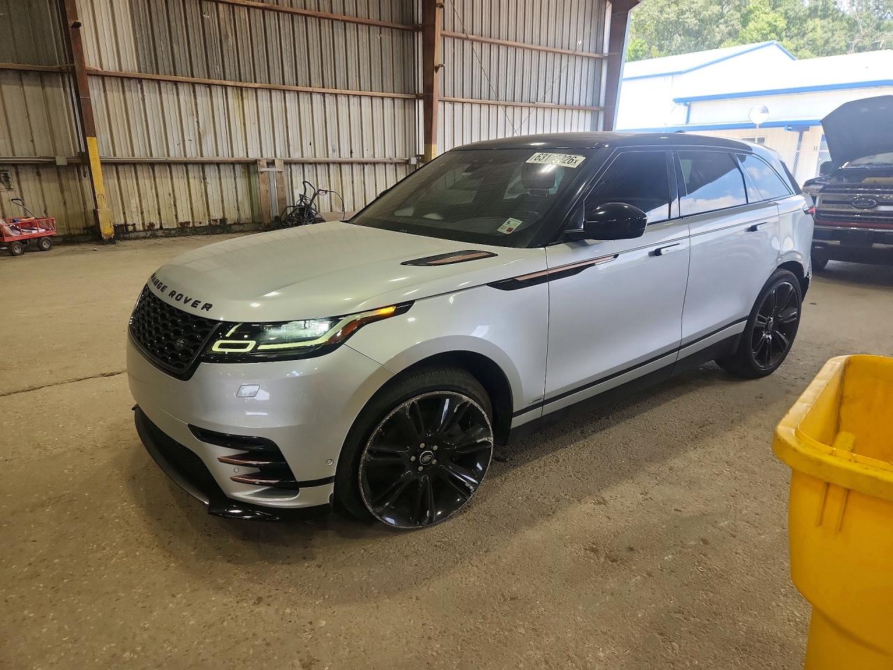 SALYL2RV3JA734012 · 2018 LAND ROVER RANGE ROVER VELAR