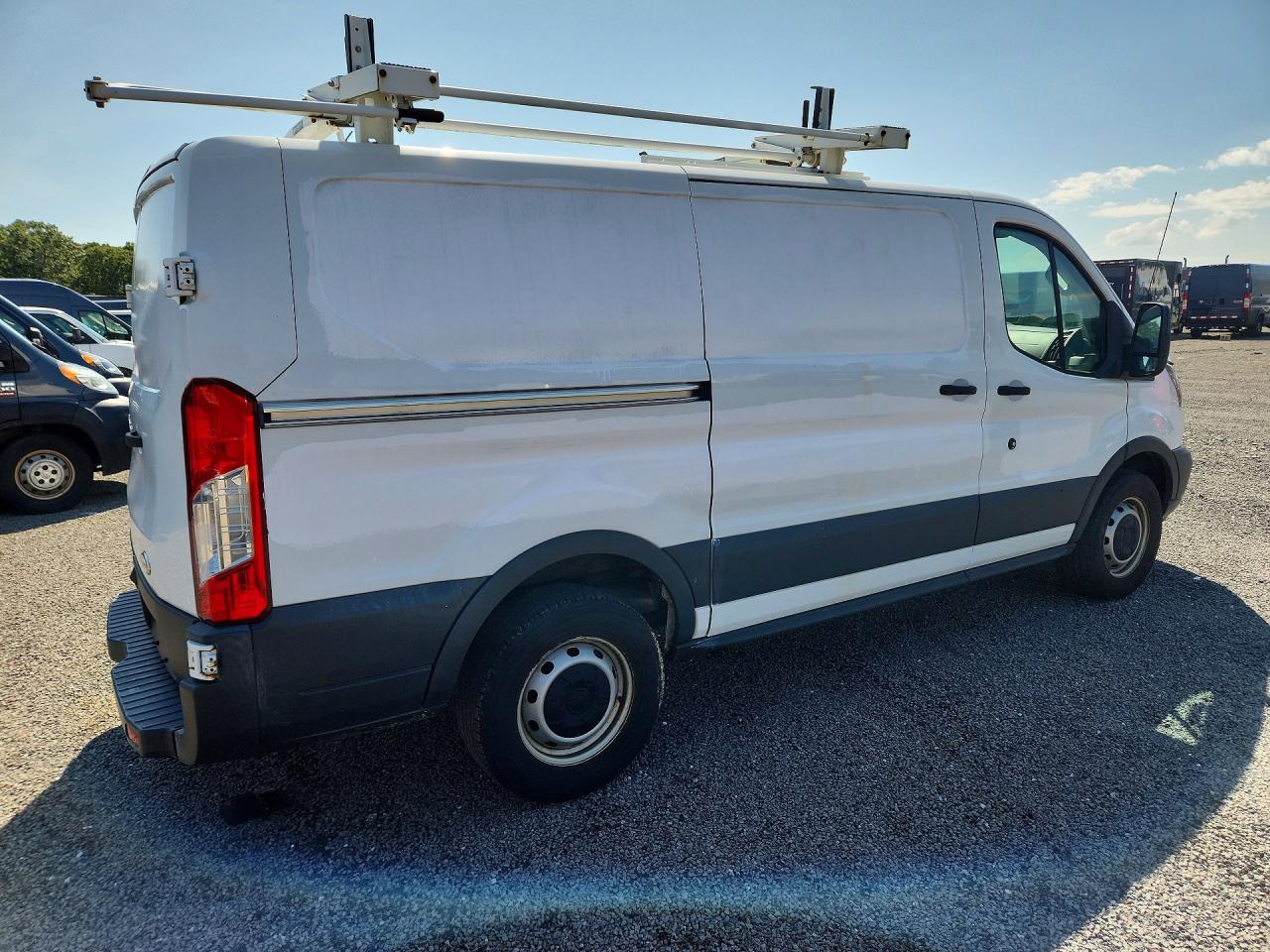 1FTBW1YM9JKA37459 · 2018 FORD TRANSIT · 3/13