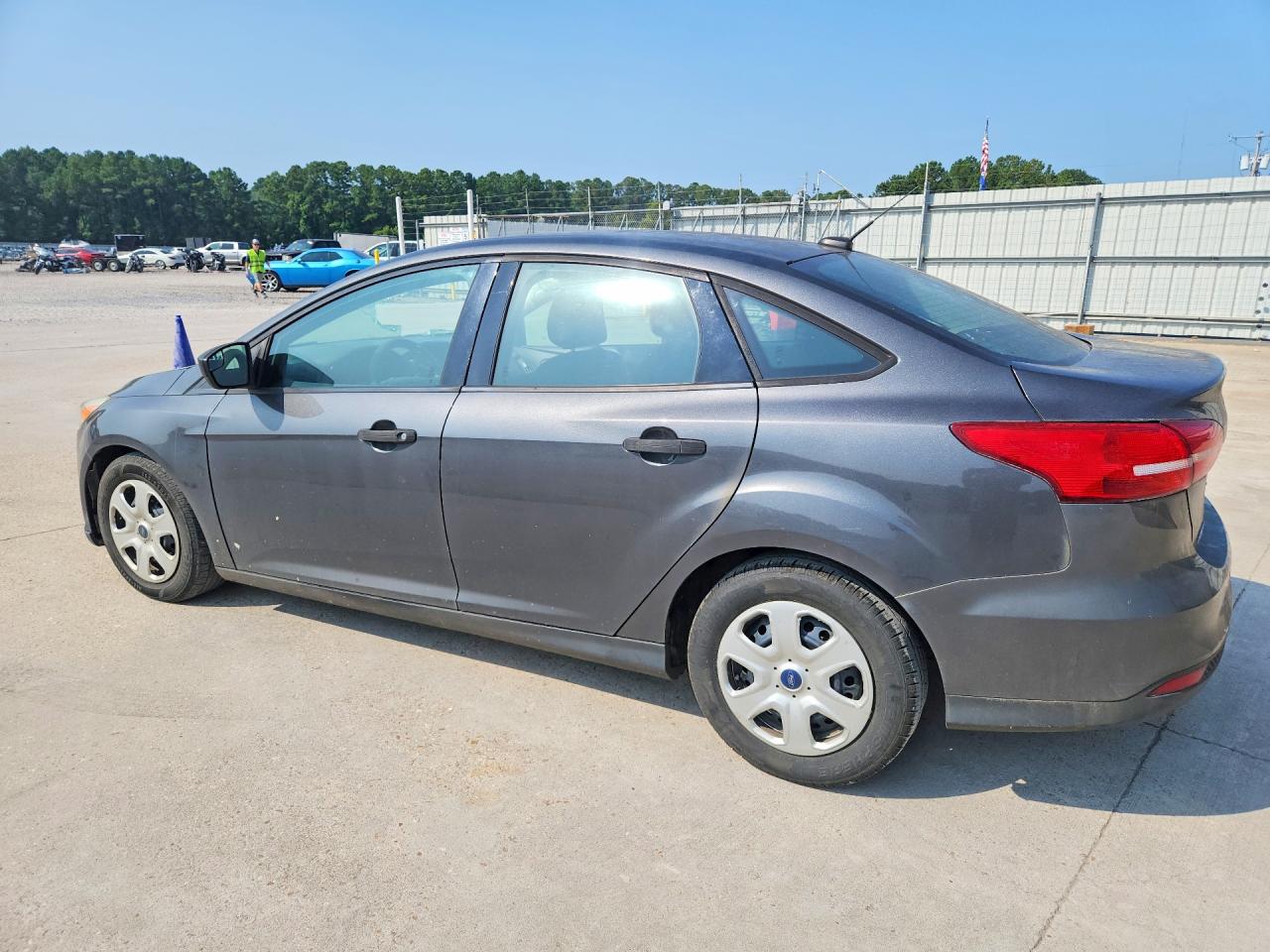 1FADP3E26HL251808 · 2017 FORD FOCUS · 2/12