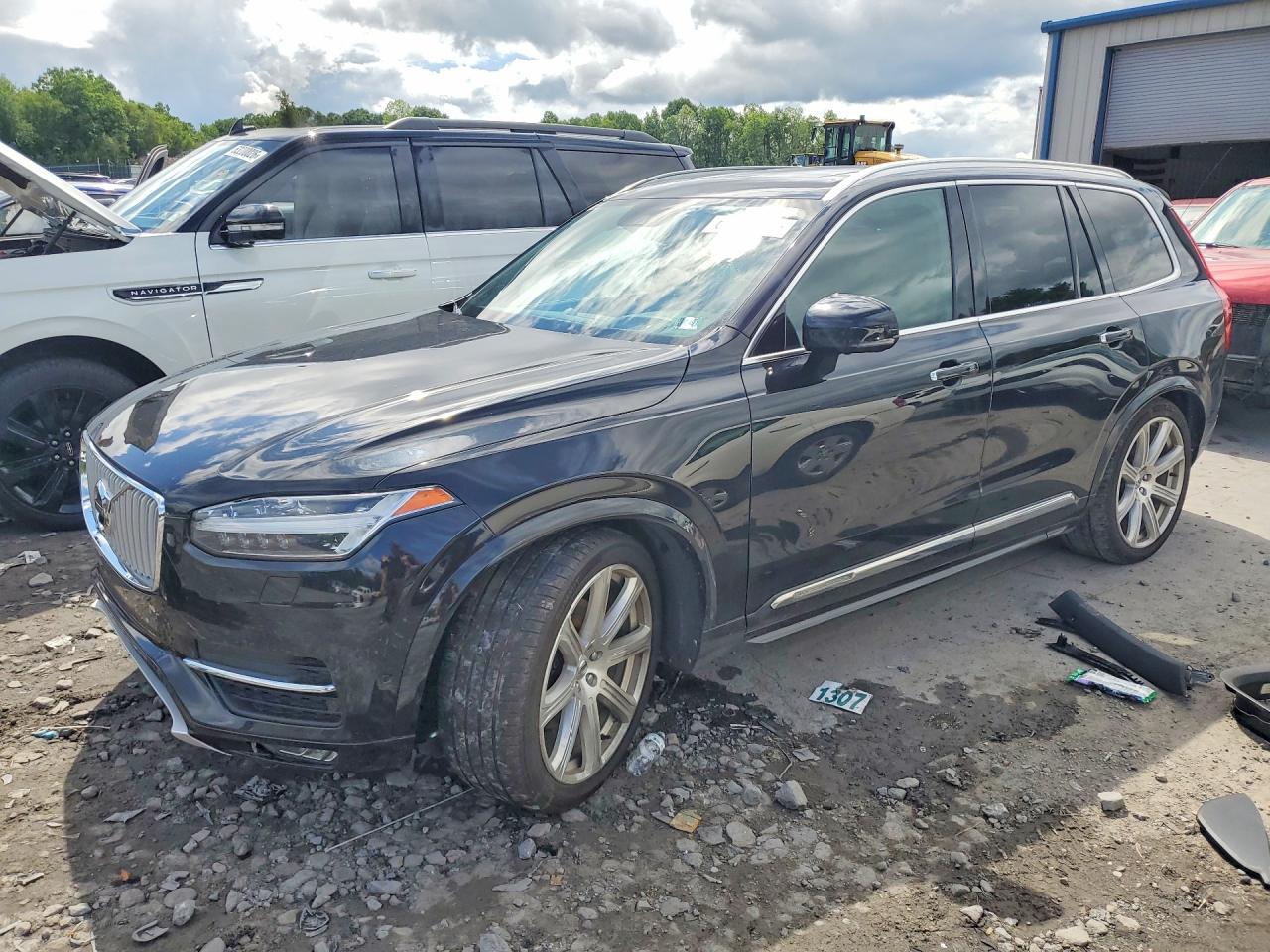 2018 VOLVO XC90