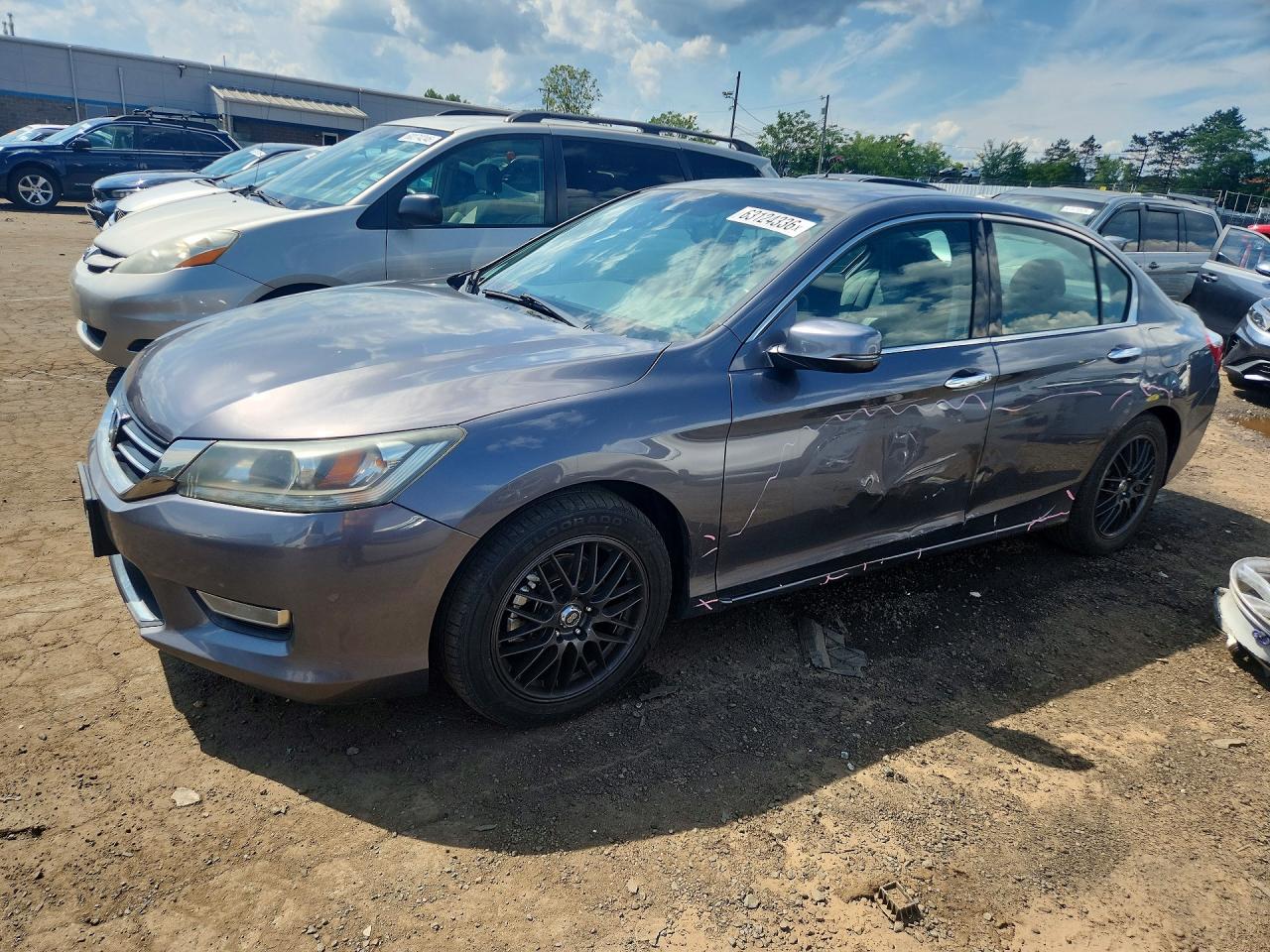 1HGCR3F83DA018866 · 2013 HONDA ACCORD