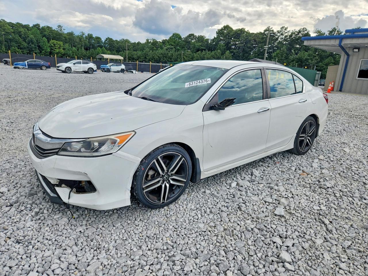 1HGCR2E5XGA228287 · 2016 HONDA ACCORD