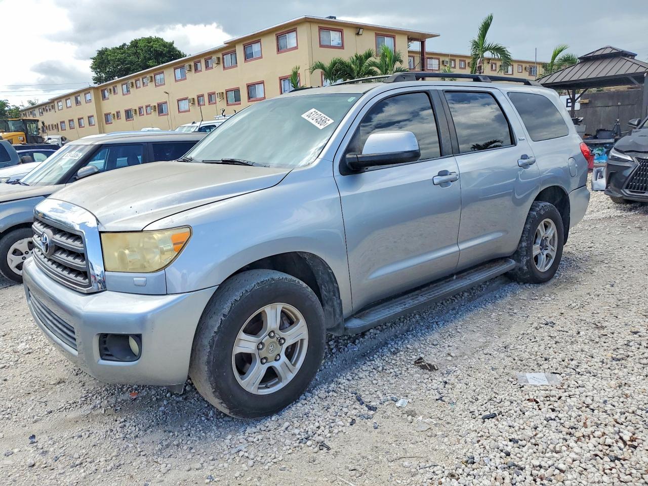 5TDZY5G18BS034800 · 2011 TOYOTA SEQUOIA