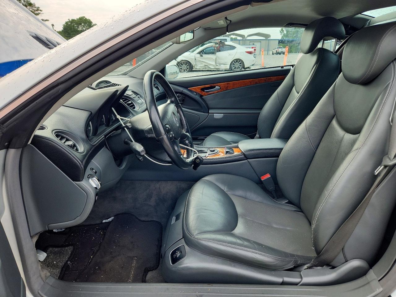 WDBSK75F44F068019 · 2004 MERCEDES-BENZ SL · 7/12