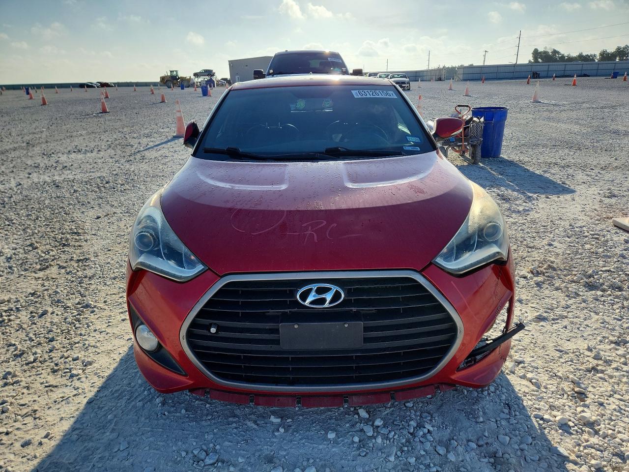 KMHTC6AE6GU280071 · 2016 HYUNDAI VELOSTER · 5/13