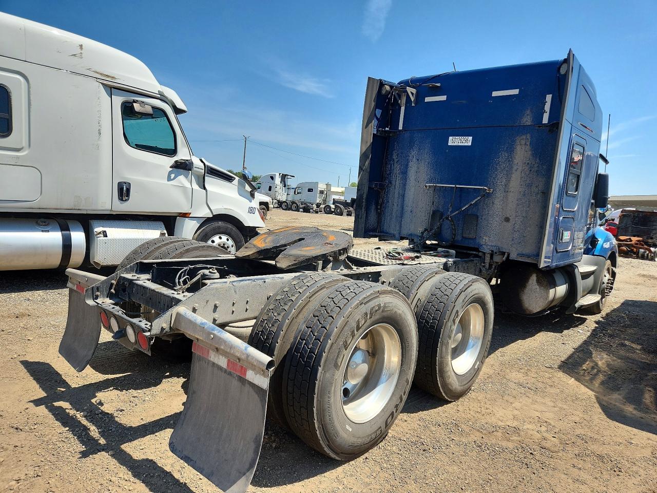 1XKYDP9X5LJ341056 · 2020 KENWORTH CONSTRUCTION · 3/13