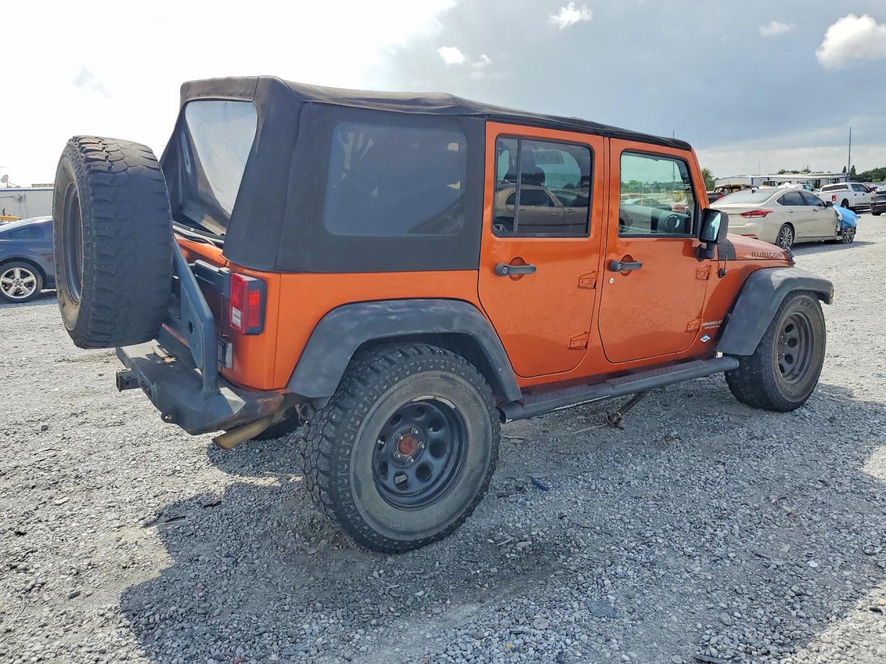 1J4HA6H1XBL638459 · 2011 JEEP WRANGLER UNLIMITED · 3/13