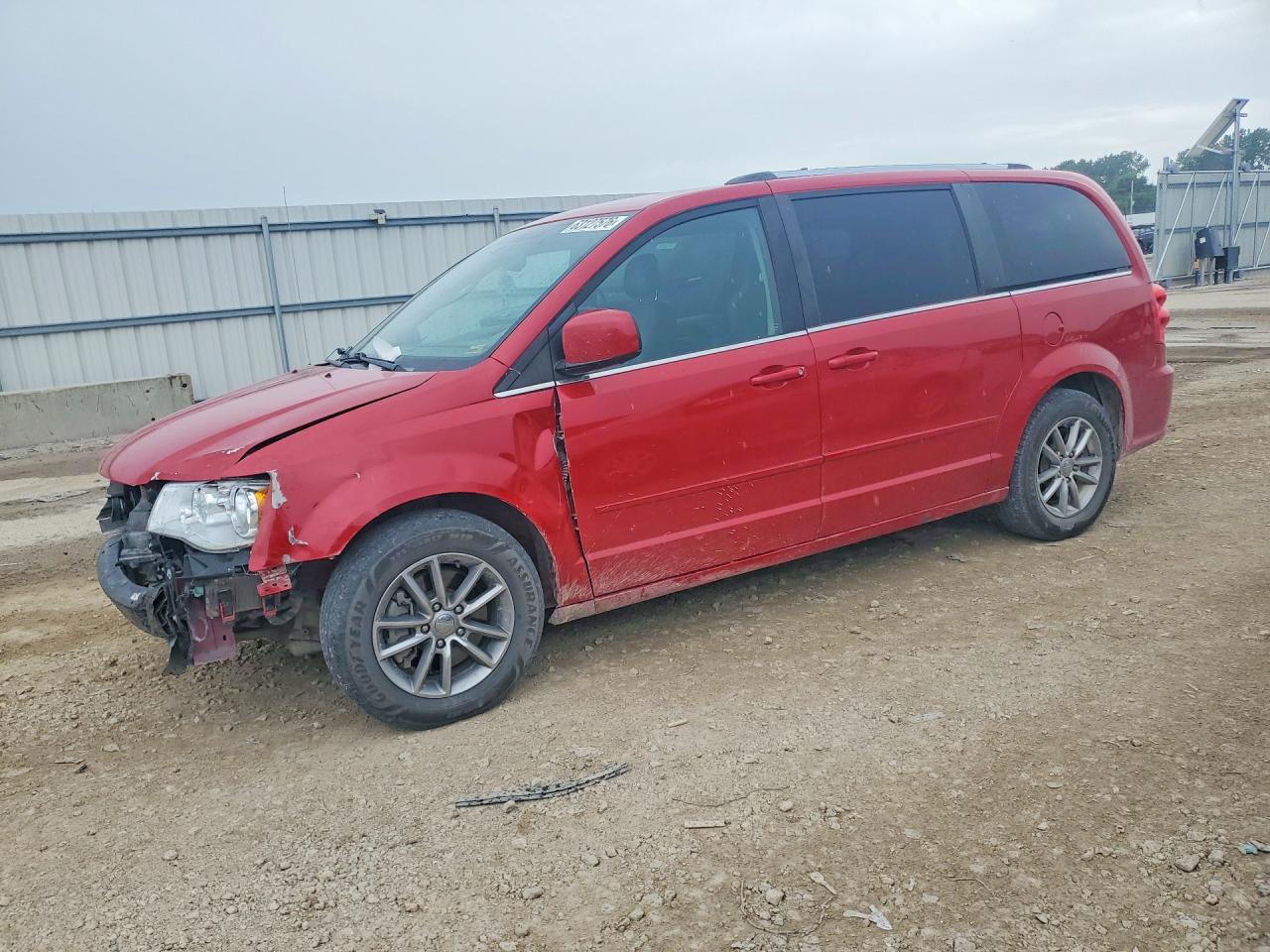 2C4RDGCGXFR689167 · 2015 DODGE GRAND CARAVAN