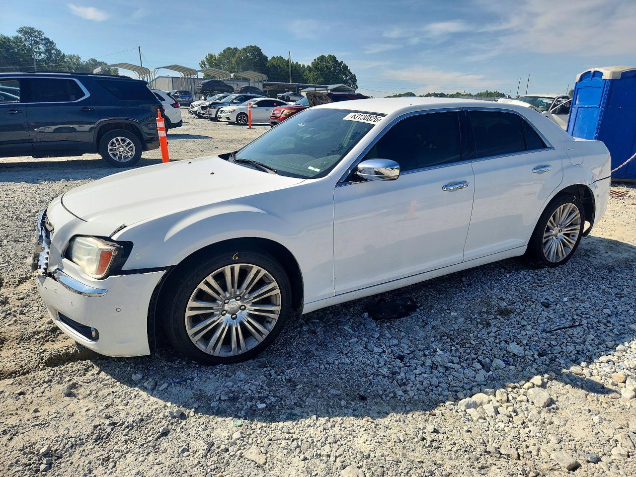 2C3CA5CG9BH509426 · 2011 CHRYSLER 300
