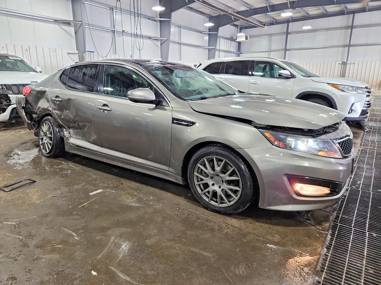 5XXGR4A68CG013225 · 2012 KIA OPTIMA · 4/13