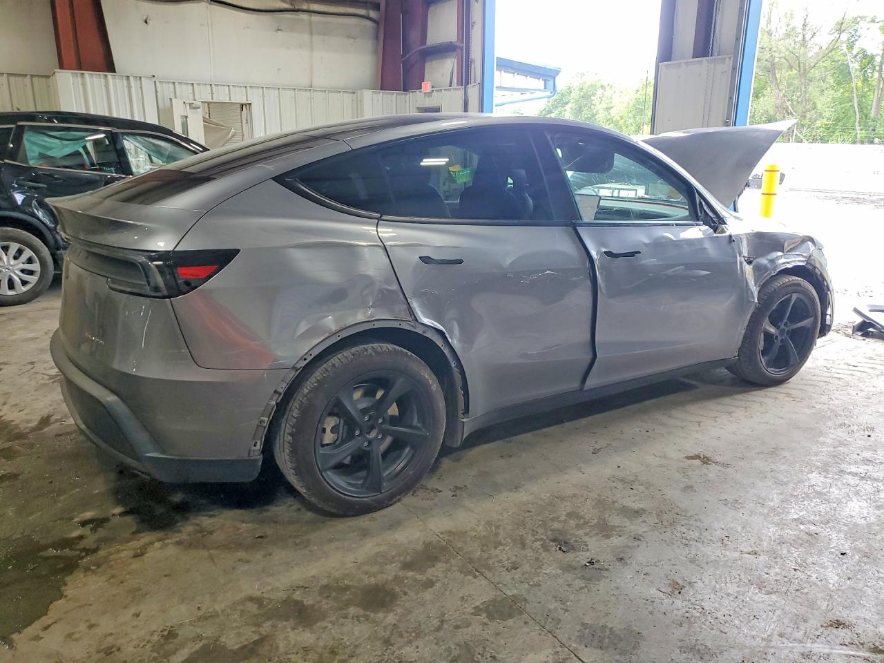 7SAYGDEE7TA428762 · 2026 TESLA MODEL Y · 3/12