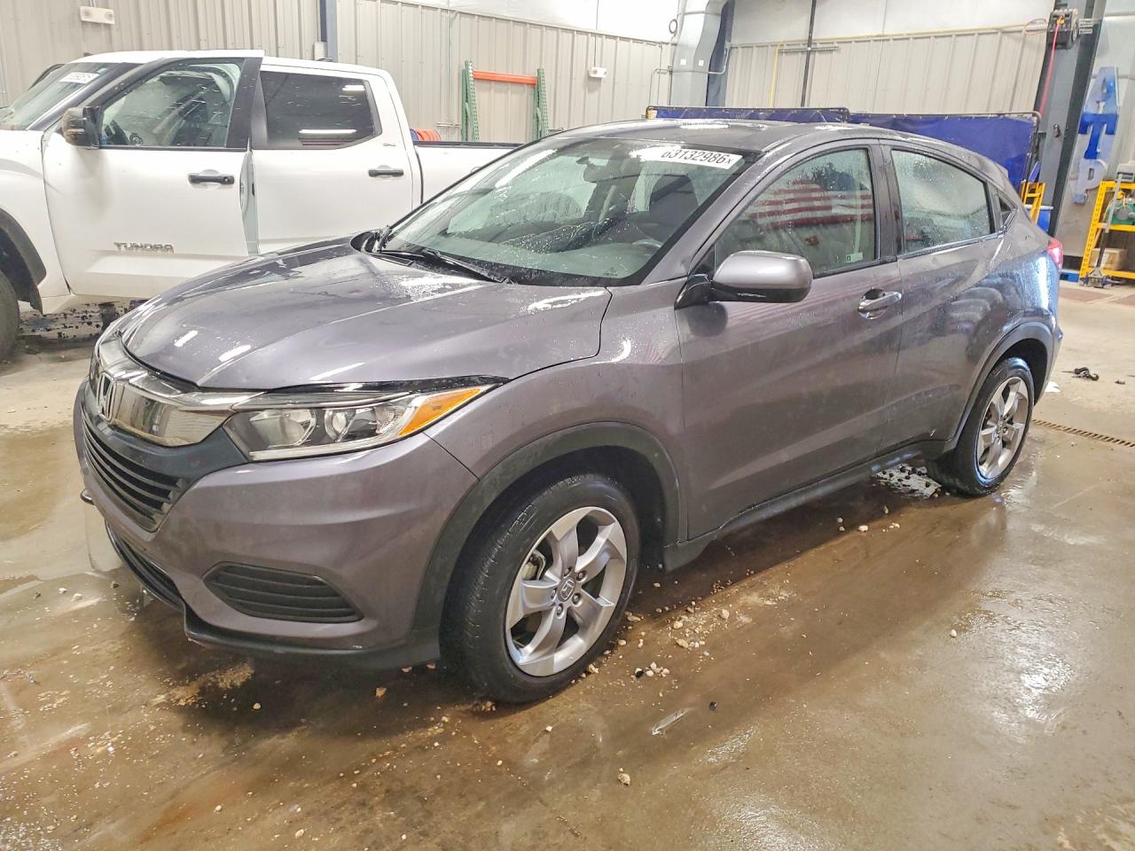 3CZRU6H35LM714585 · 2020 HONDA HR-V