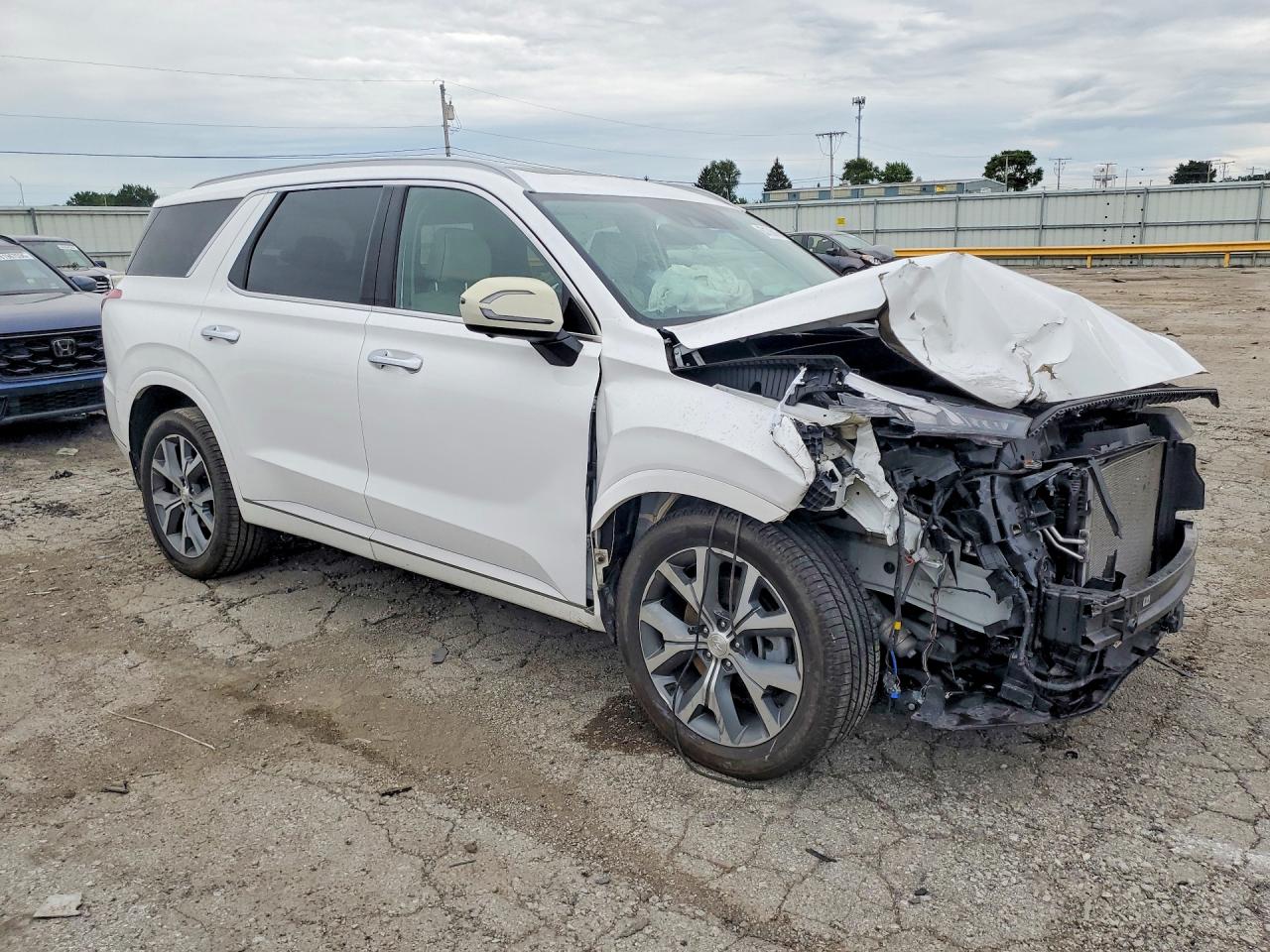 KM8R5DHE2MU217804 · 2021 HYUNDAI PALISADE · 4/13