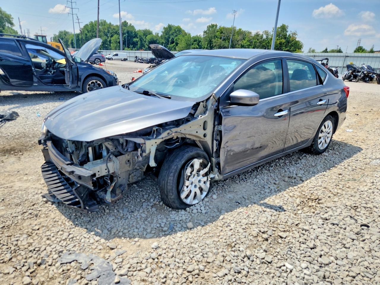 3N1AB7AP8GY212179 · 2016 NISSAN SENTRA