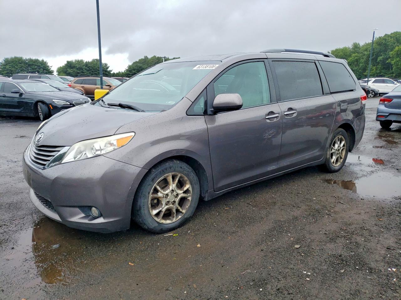 5TDDK3DC7DS055646 · 2013 TOYOTA SIENNA
