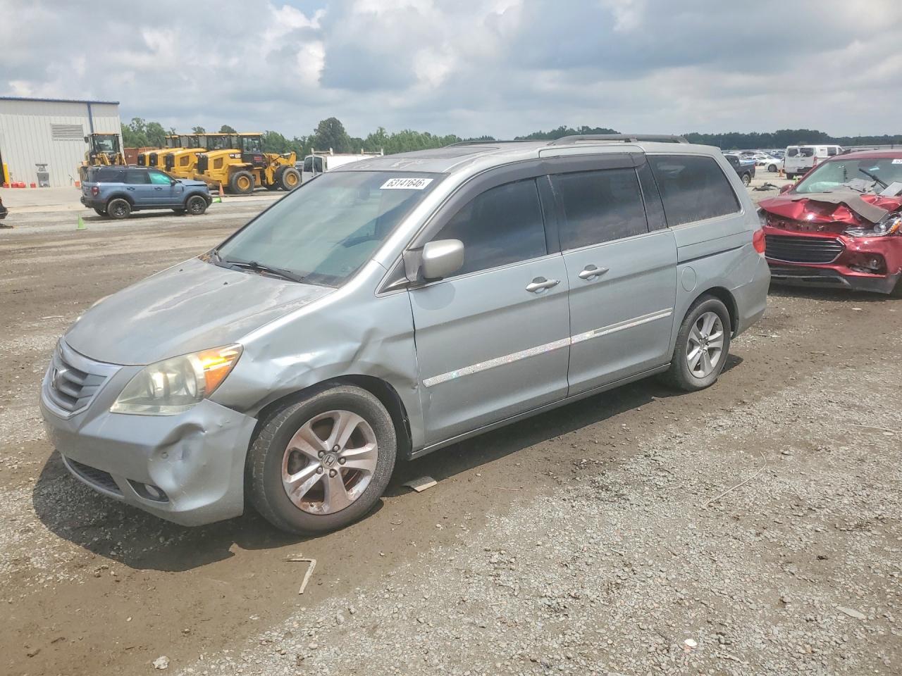 5FNRL3H90AB097027 · 2010 HONDA ODYSSEY