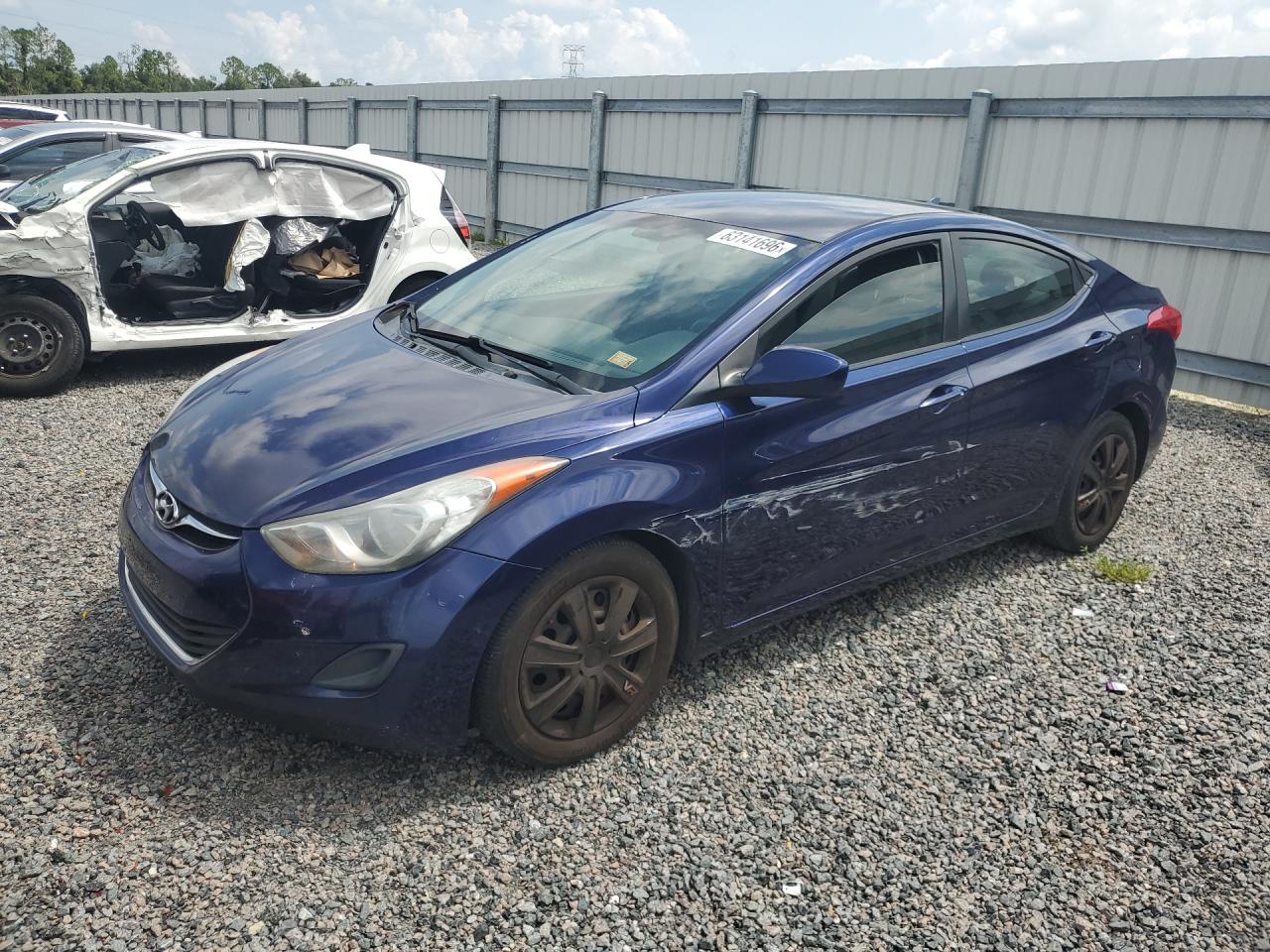 5NPDH4AE6BH031450 · 2011 HYUNDAI ELANTRA