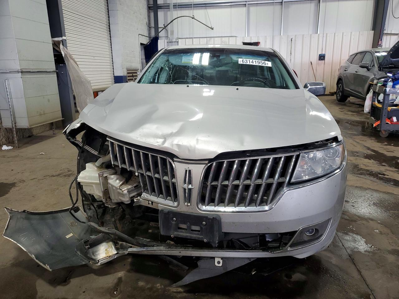 3LNHL2GC4BR756127 · 2011 LINCOLN MKZ · 5/13