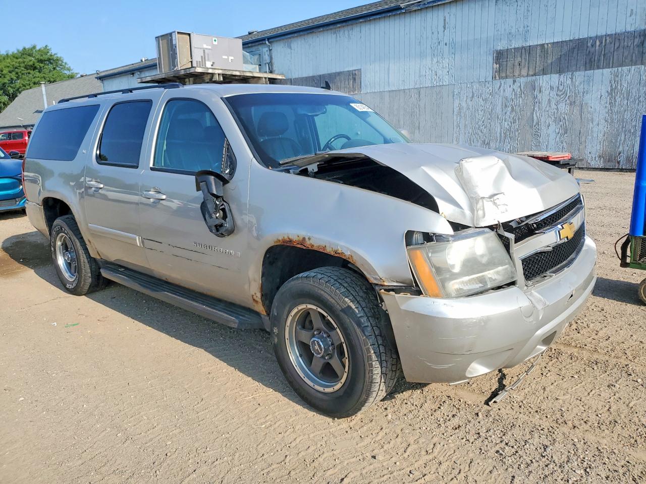 3GNFK163X8G159893 · 2008 CHEVROLET SUBURBAN · 4/13