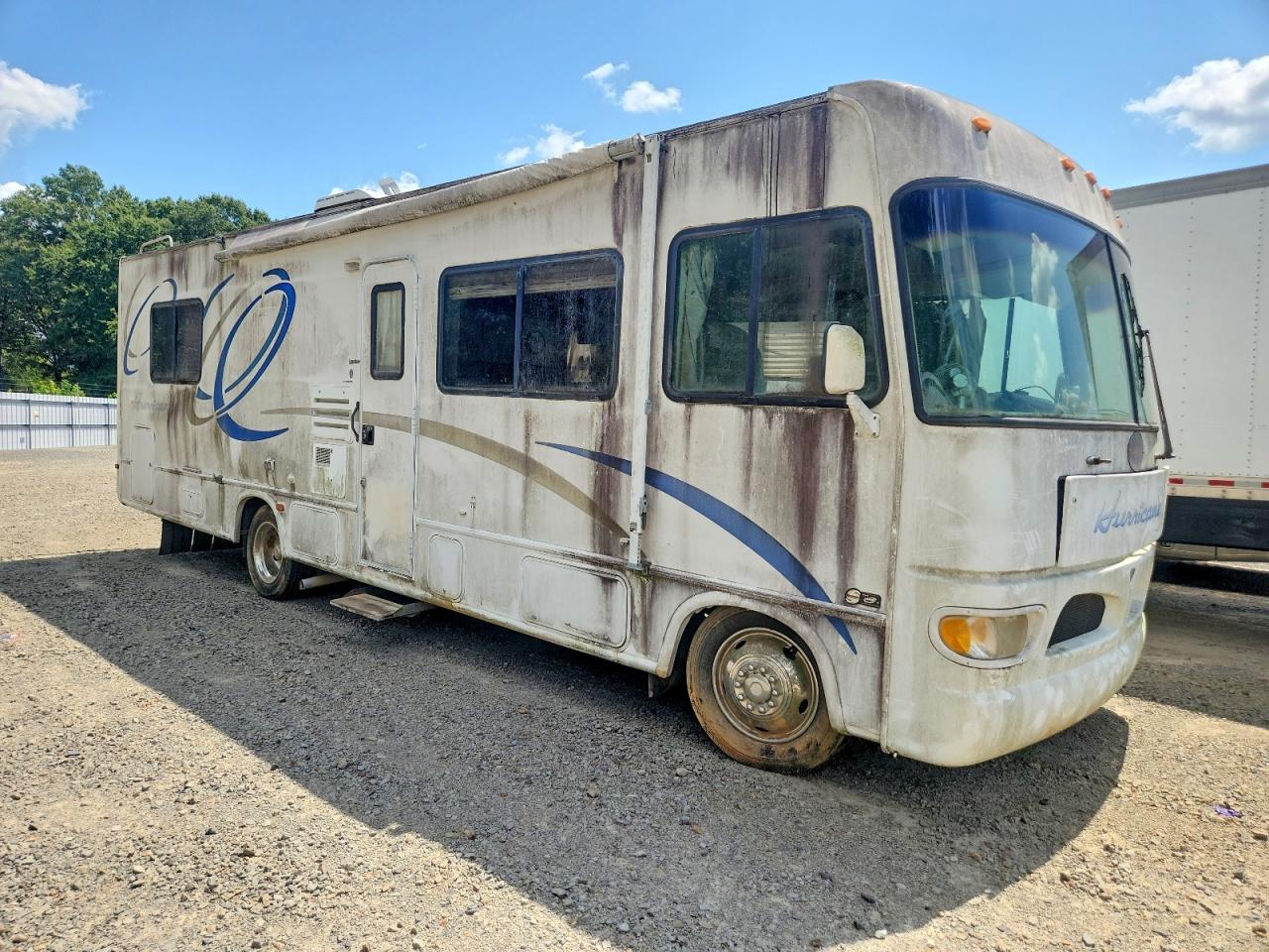 5B4KP57G923341196 · 2002 WORKHORSE CUSTOM CHASSIS MOTORHOME CHASSIS