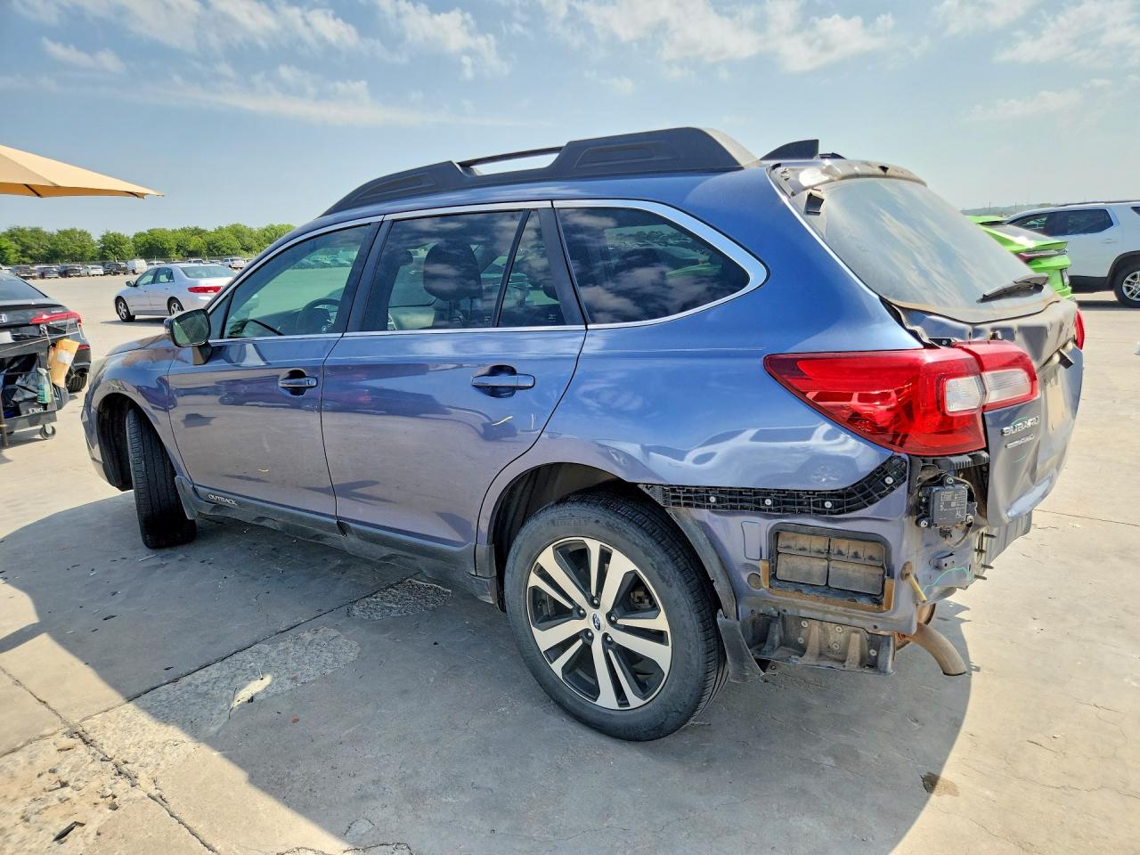 4S4BSAKC2J3236466 · 2018 SUBARU OUTBACK · 2/12