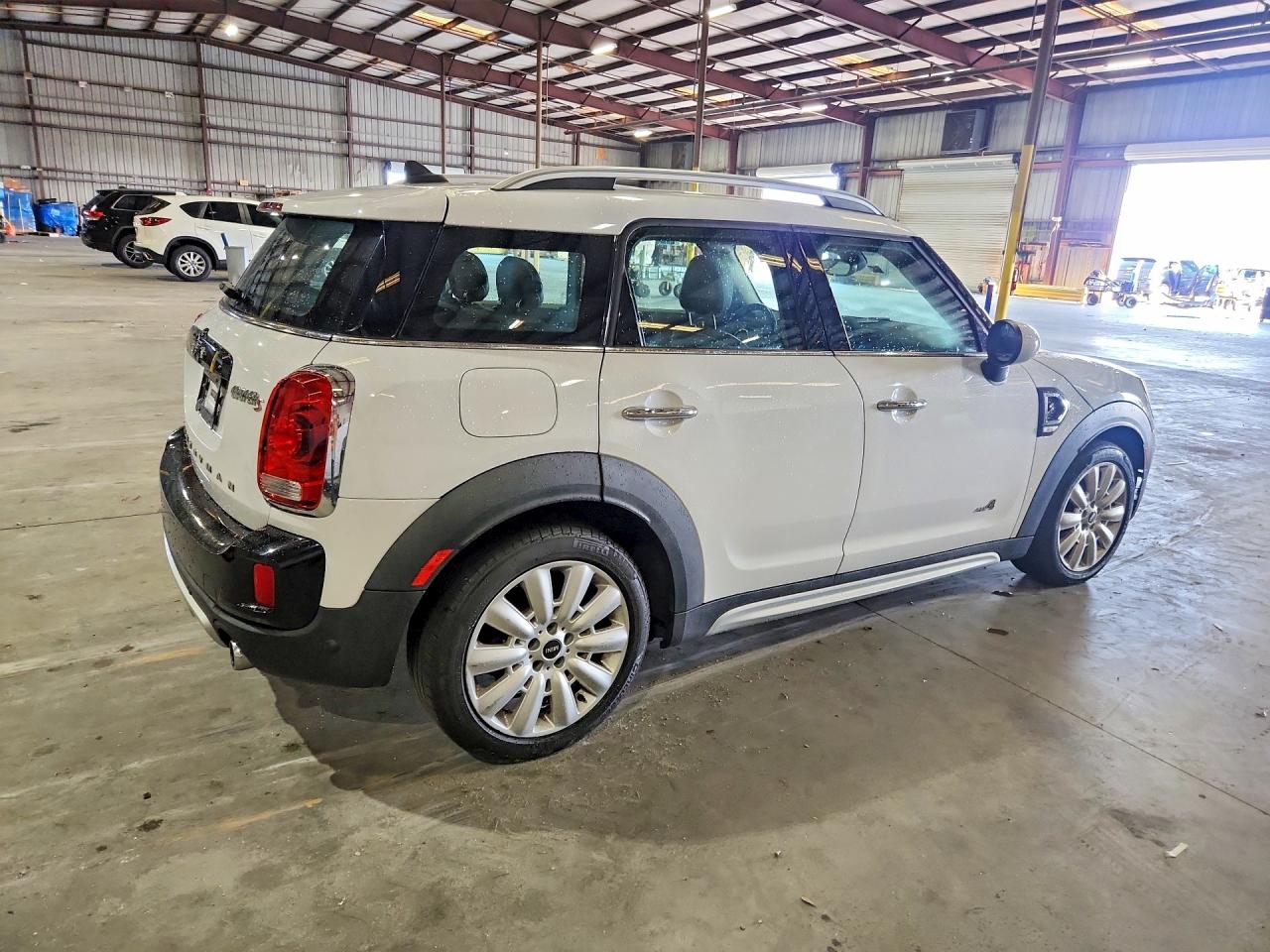 WMZYT5C56K3E69483 · 2019 MINI COOPER · 3/13