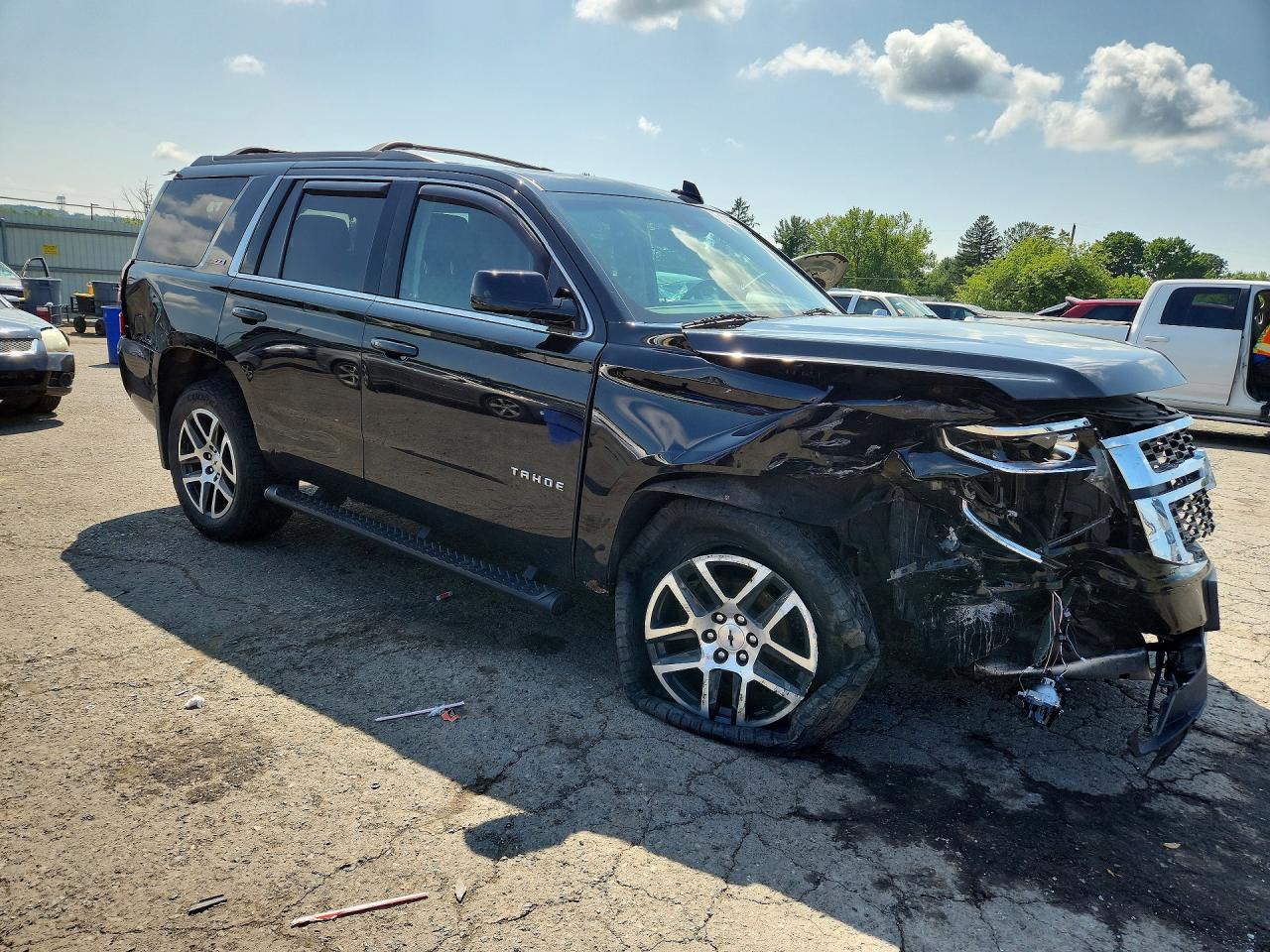 1GNSKBKC0HR407966 · 2017 CHEVROLET TAHOE · 4/13
