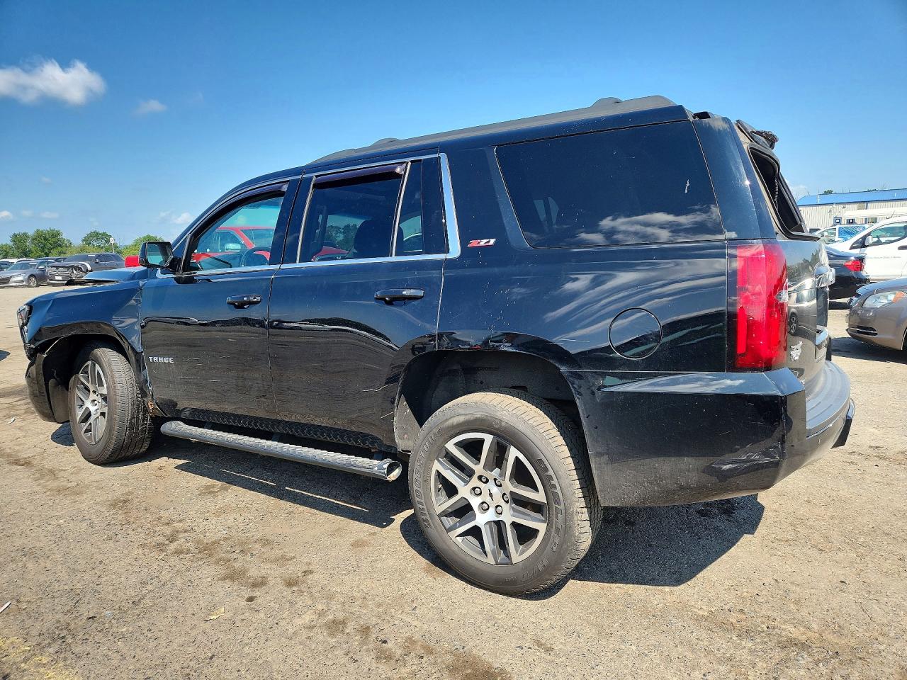 1GNSKBKC0HR407966 · 2017 CHEVROLET TAHOE · 2/13