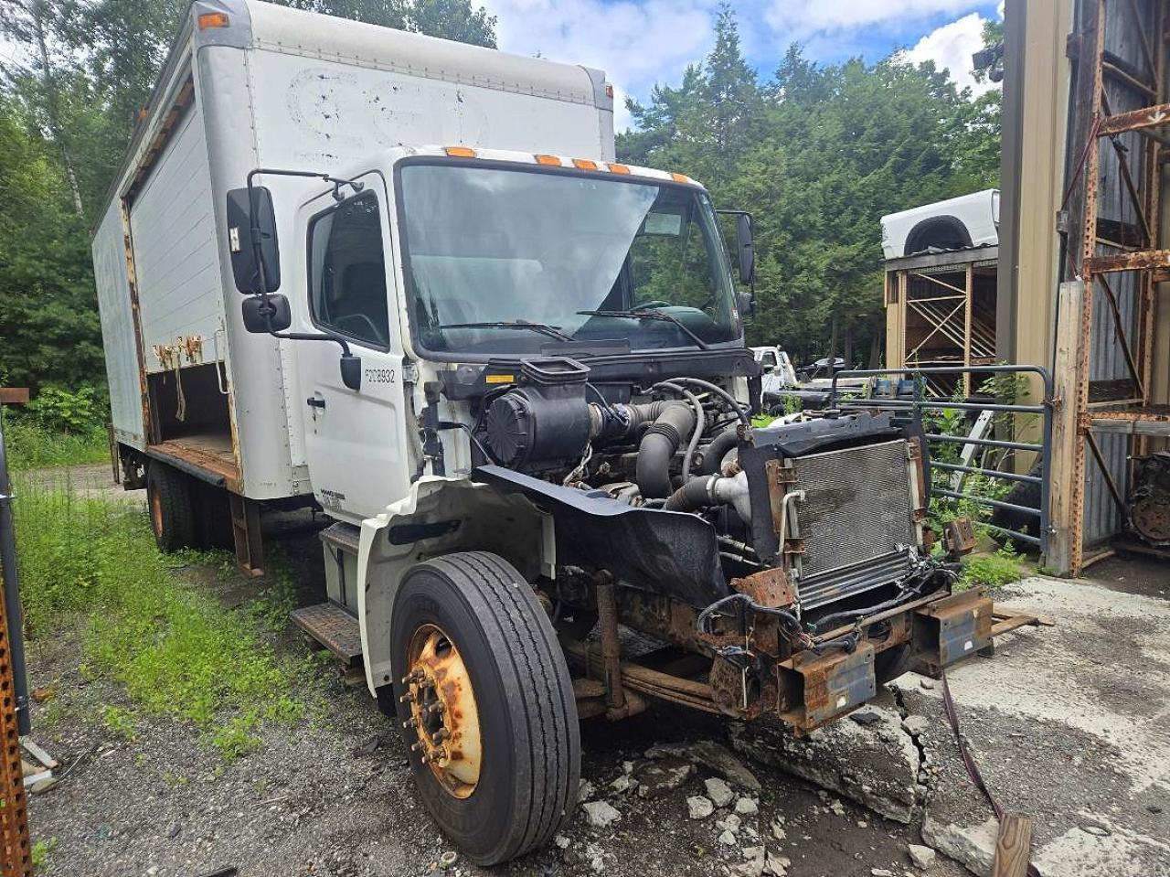 5PVNJ8JT962S11088 · 2006 HINO HINO 268