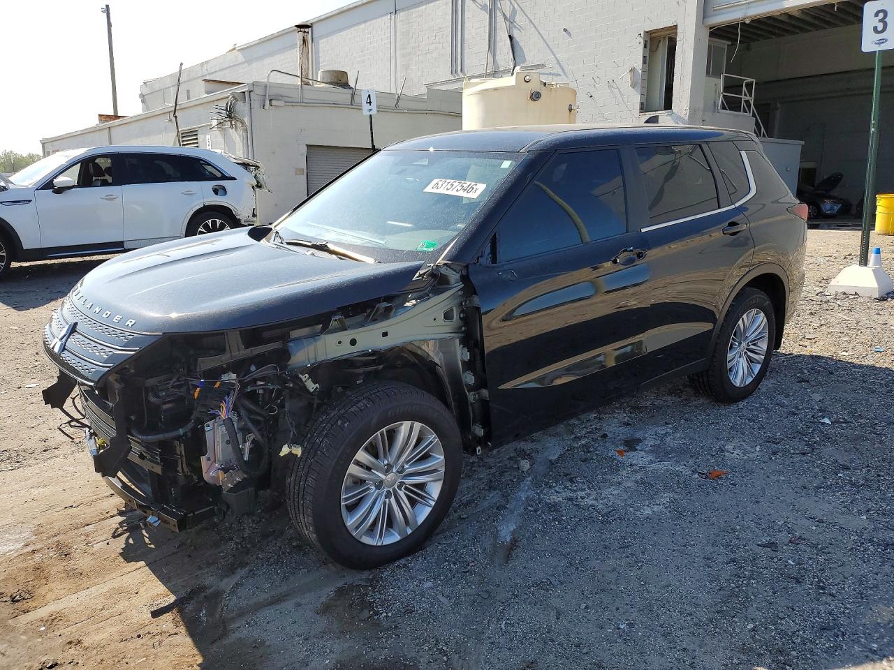 JA4J4TA86PZ055924 · 2023 MITSUBISHI OUTLANDER