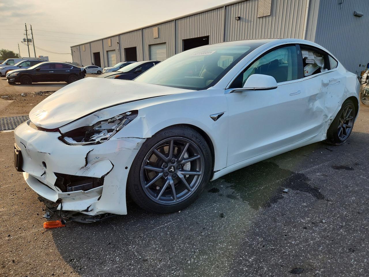 5YJ3E1EA2LF785231 · 2020 TESLA MODEL 3