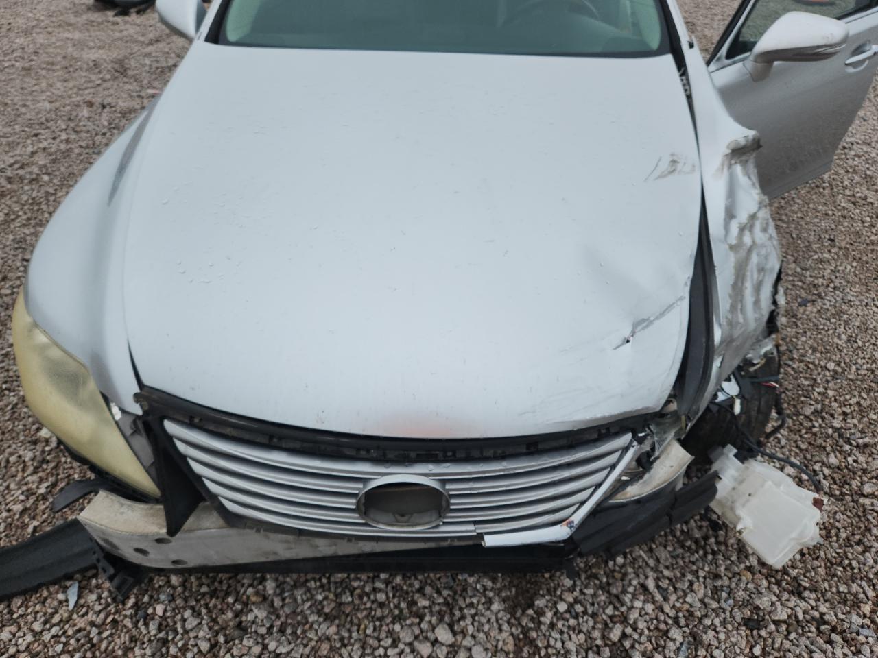 JTHGL5EF0B5044343 · 2011 LEXUS LS · 11/12