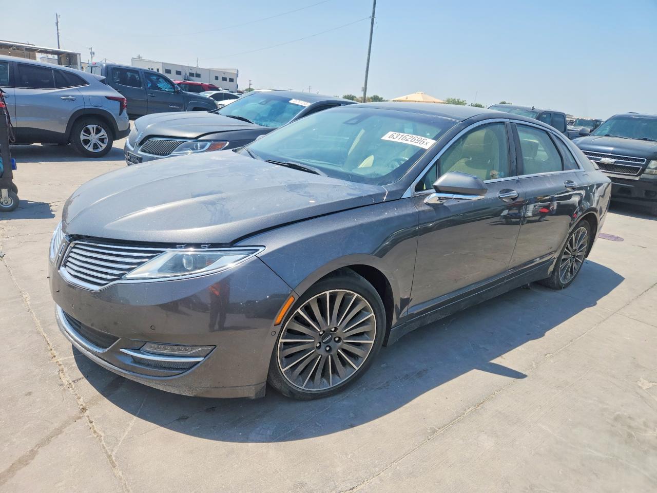 3LN6L2JK7FR618840 · 2015 LINCOLN MKZ