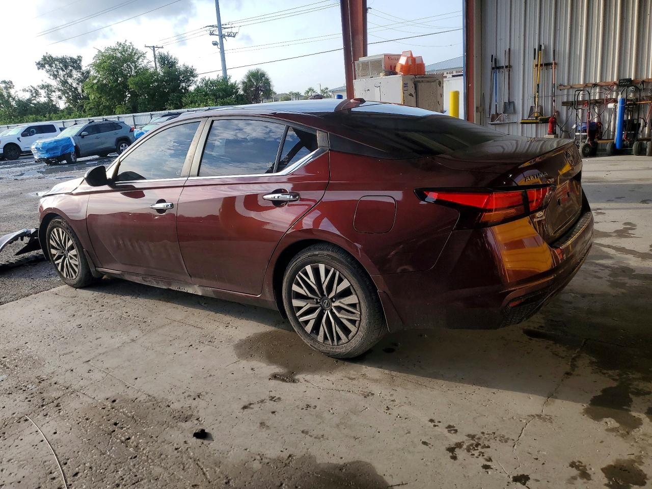 1N4BL4DV6PN312484 · 2023 NISSAN ALTIMA · 2/13