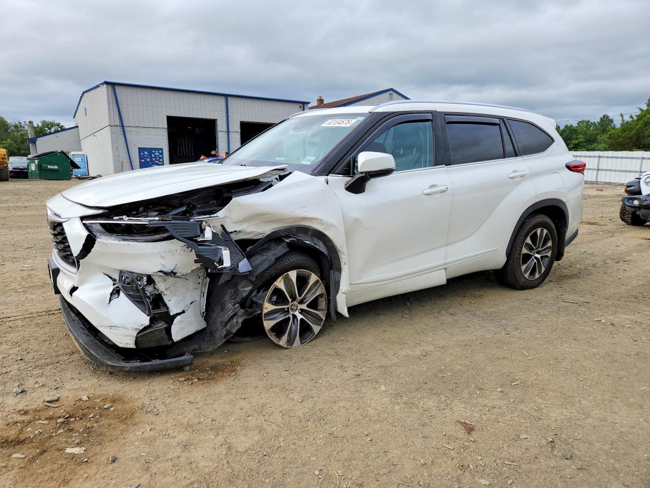 5TDGZRBH0MS128561 · 2021 TOYOTA HIGHLANDER