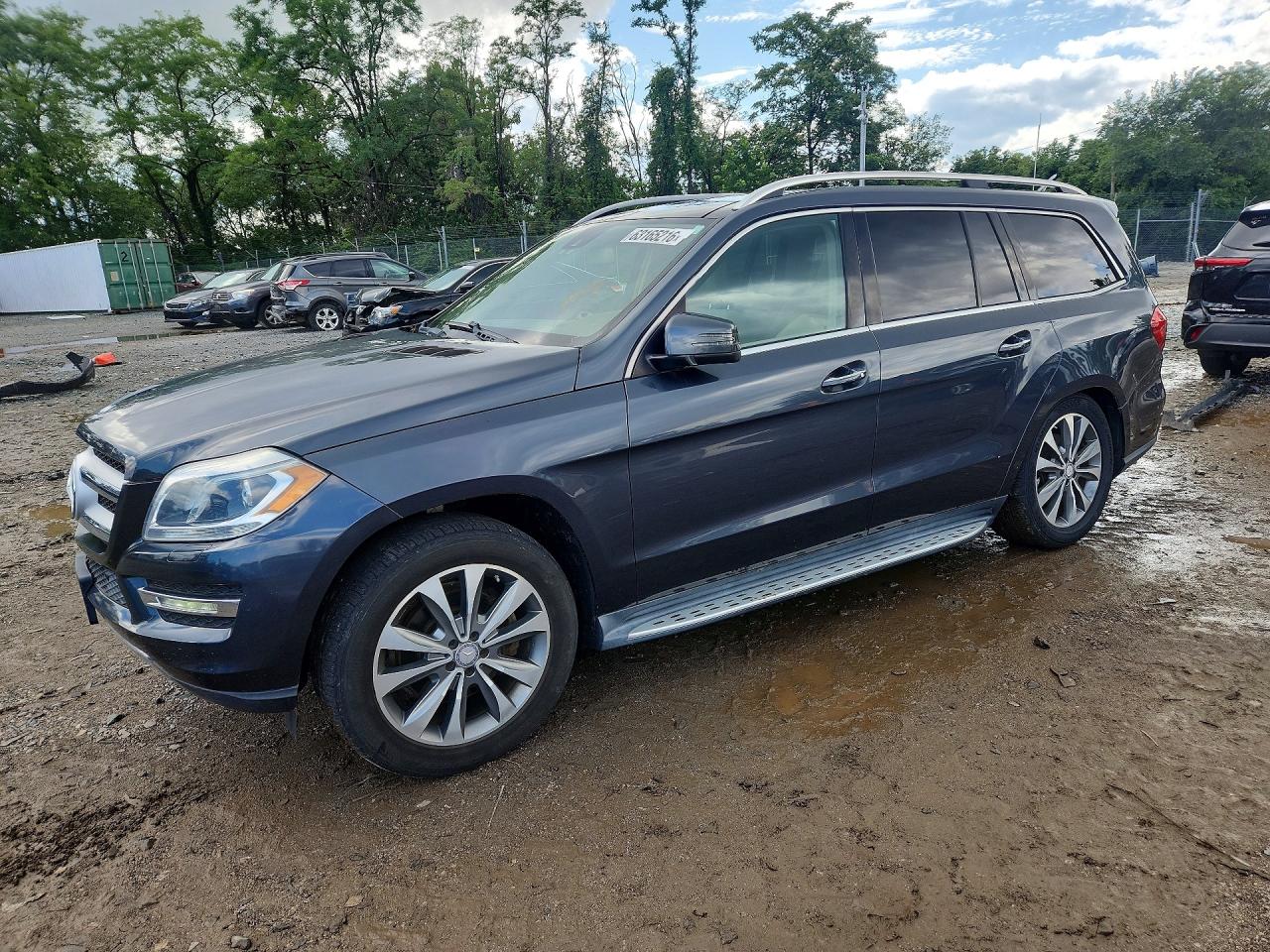 4JGDF6EE3GA682010 · 2016 MERCEDES-BENZ GL