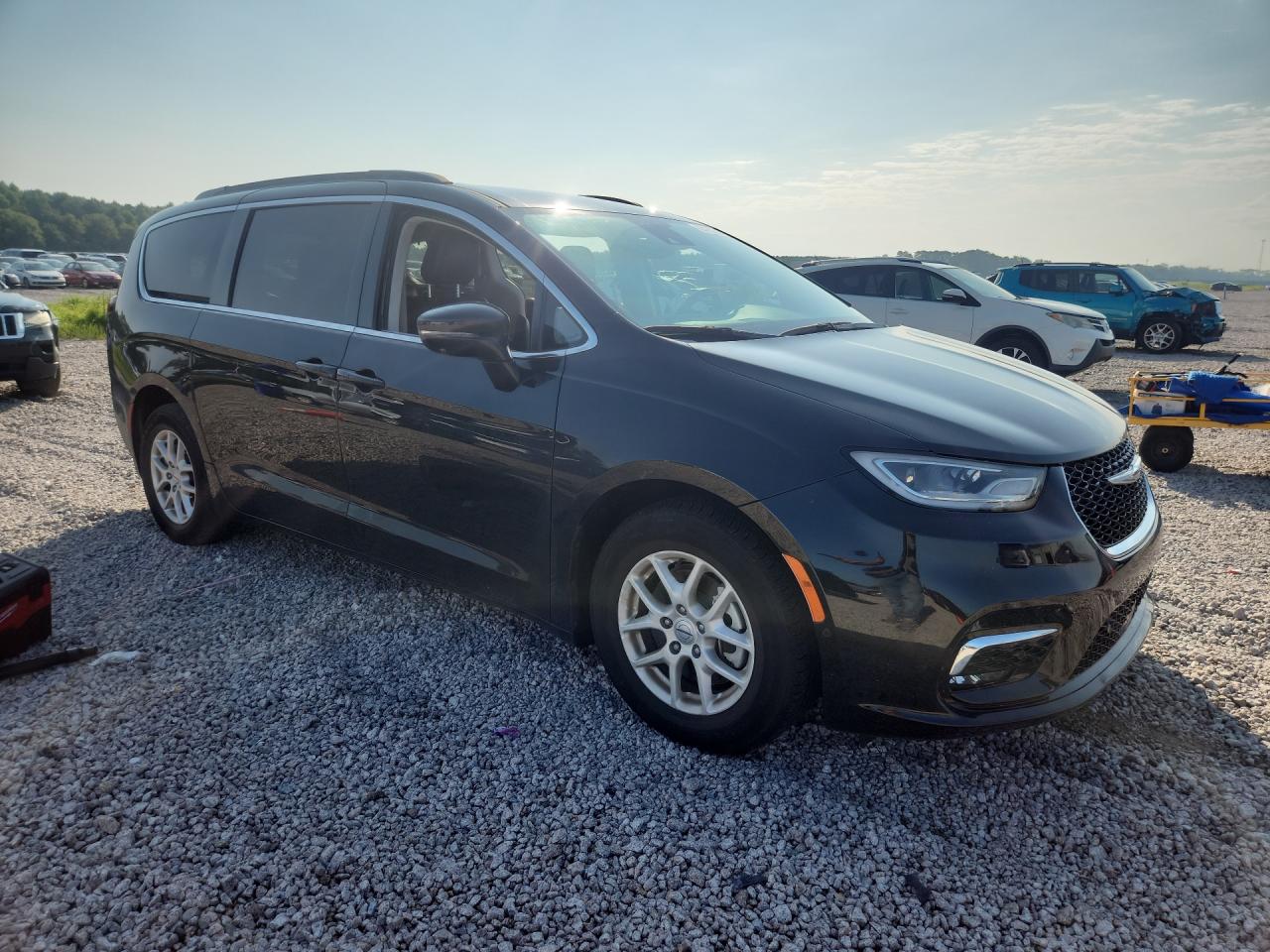 2C4RC1BG7NR145712 · 2022 CHRYSLER PACIFICA · 4/13