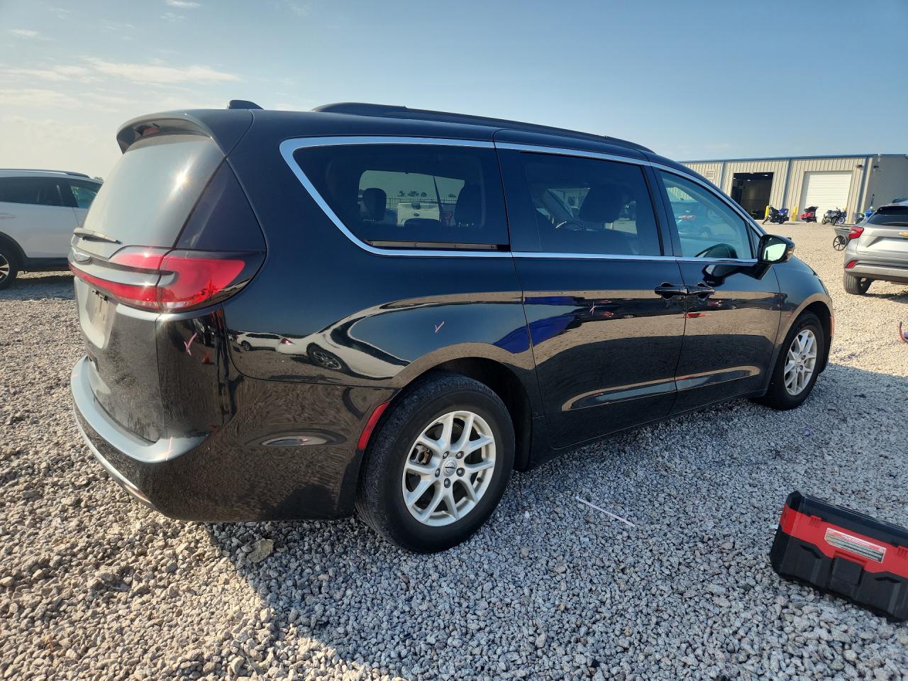 2C4RC1BG7NR145712 · 2022 CHRYSLER PACIFICA · 3/13