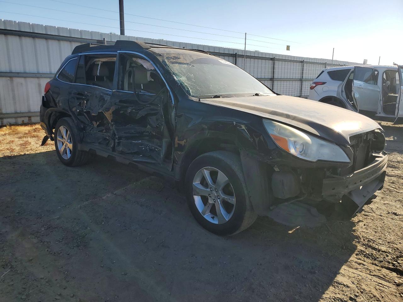 4S4BRBLC7E3294899 · 2014 SUBARU OUTBACK · 4/14
