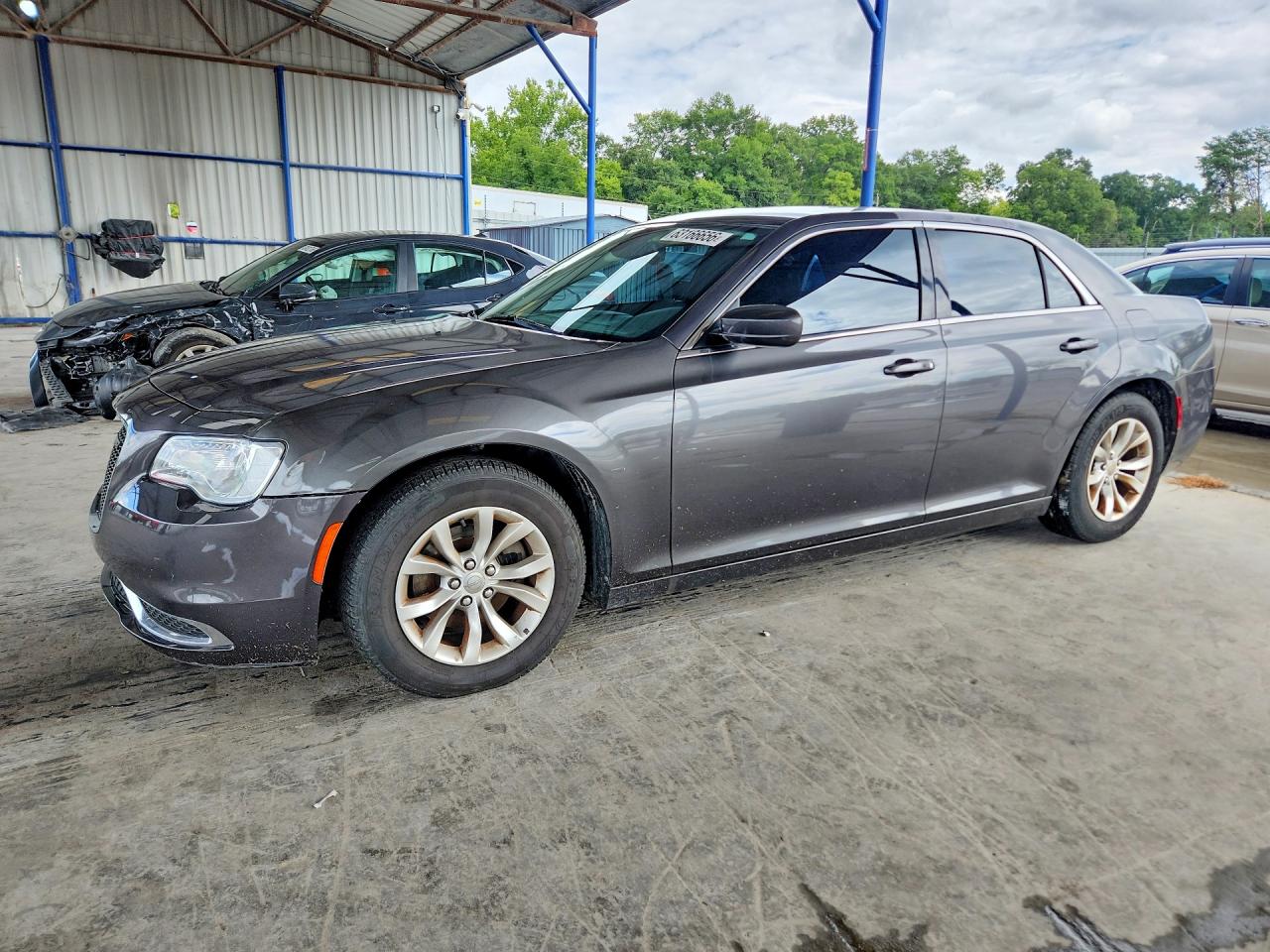 2C3CCAAG1FH929905 · 2015 CHRYSLER 300
