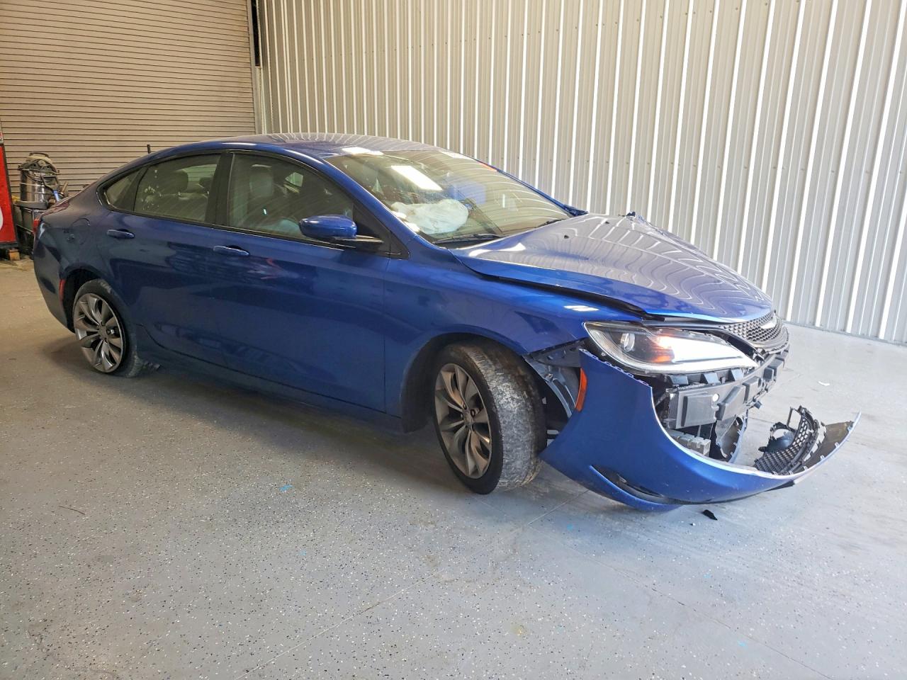 1C3CCCBB0FN751748 · 2015 CHRYSLER 200 SPORT · 4/12