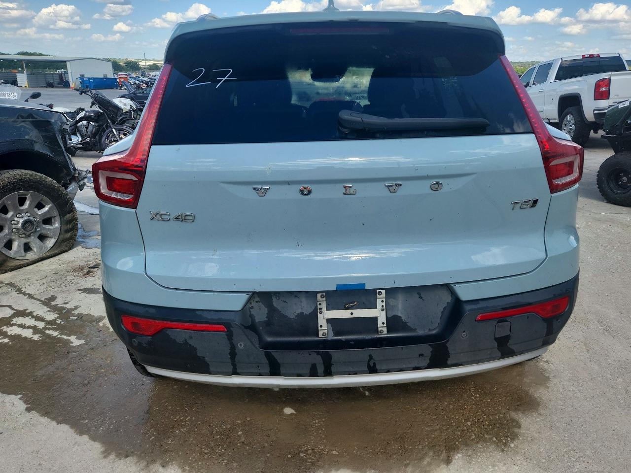 YV4162XZ1K2013251 · 2019 VOLVO XC40 · 6/12