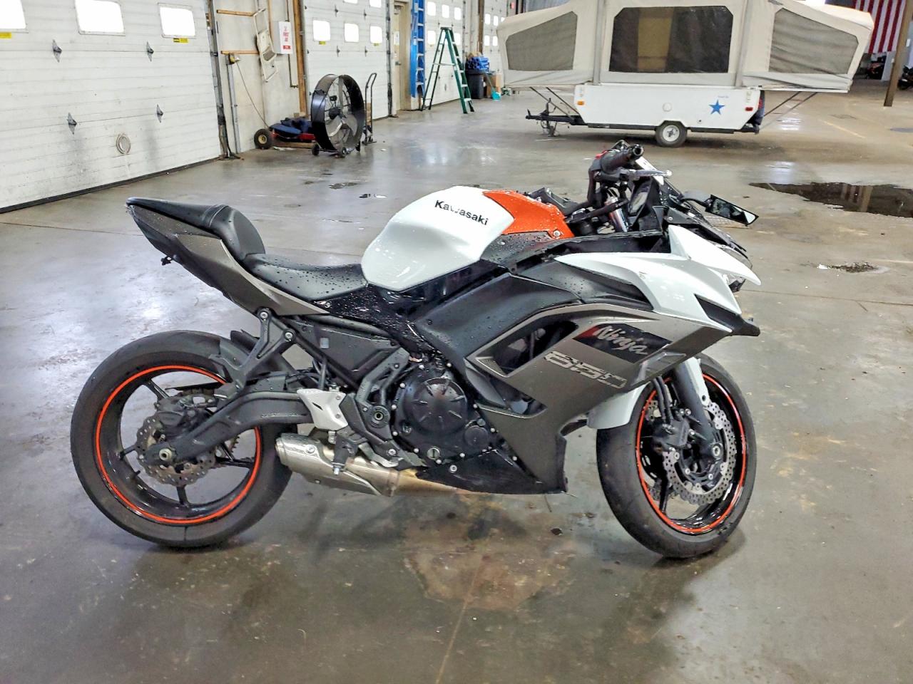 ML5EXER14PDA90148 · 2023 KAWASAKI EX650