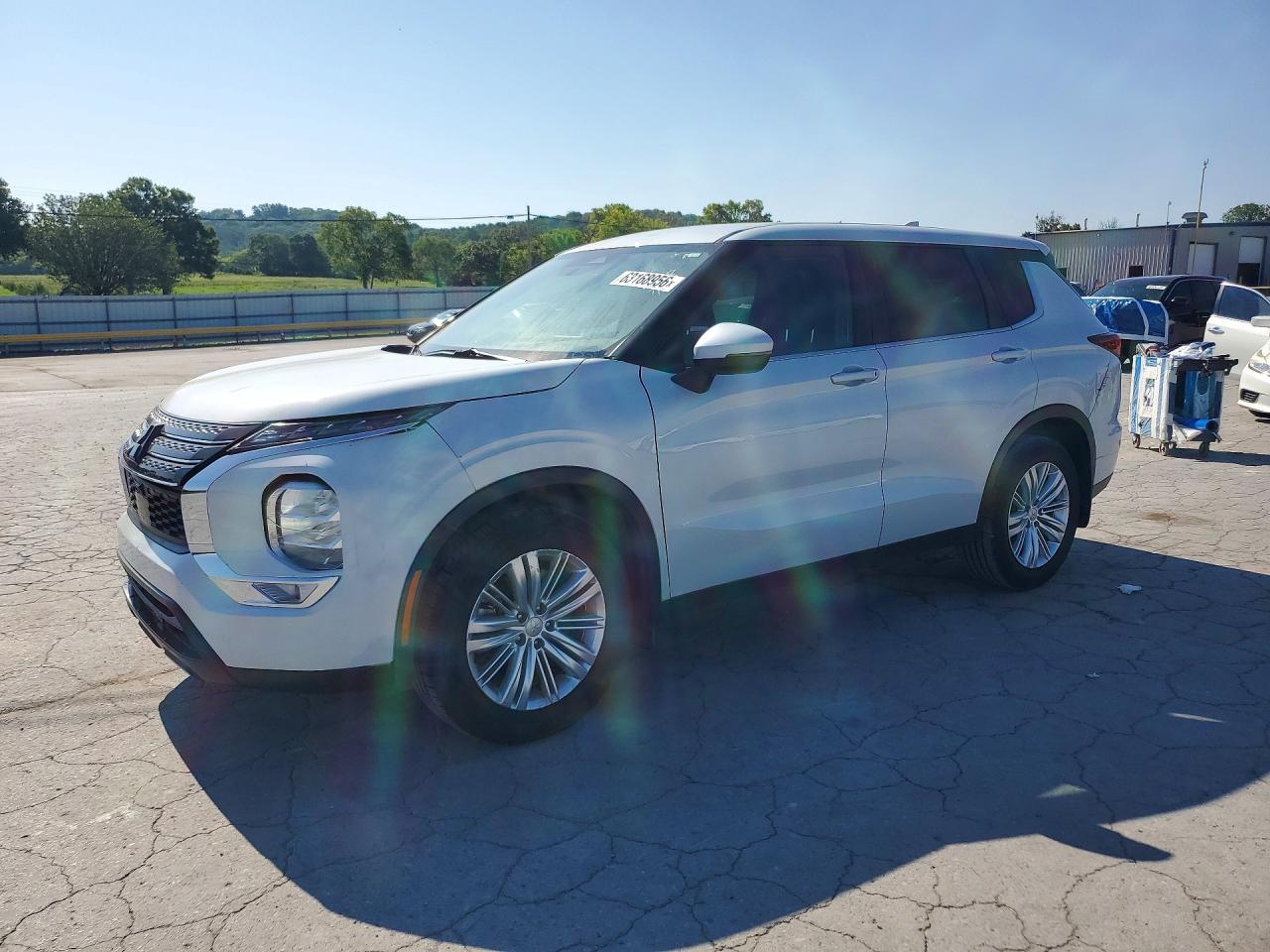 JA4J3TA82NZ015100 · 2022 MITSUBISHI OUTLANDER